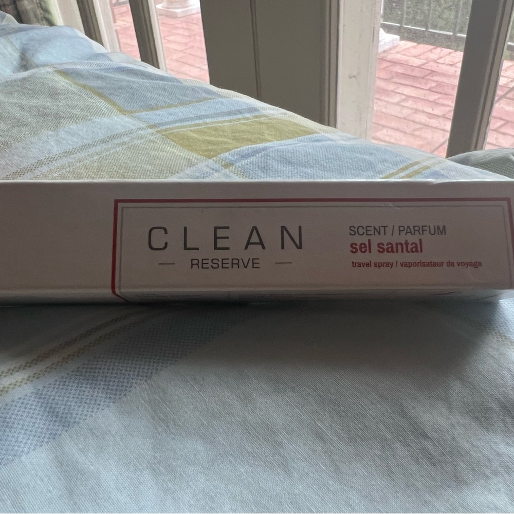 Clean Reserve Sel Santal Travel Spray